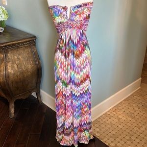 Sky Gorgeous strapless long dress EUC Size Large